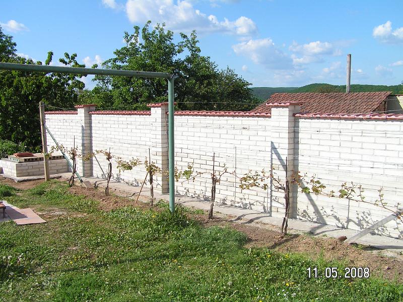 Stavba nove zdi (9).JPG